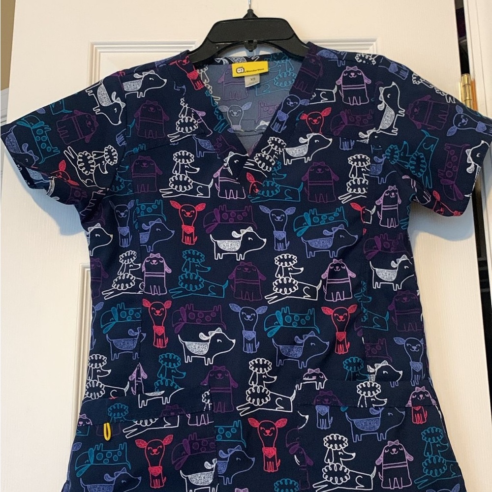 WonderWink Blue and Yellow Scrub Top